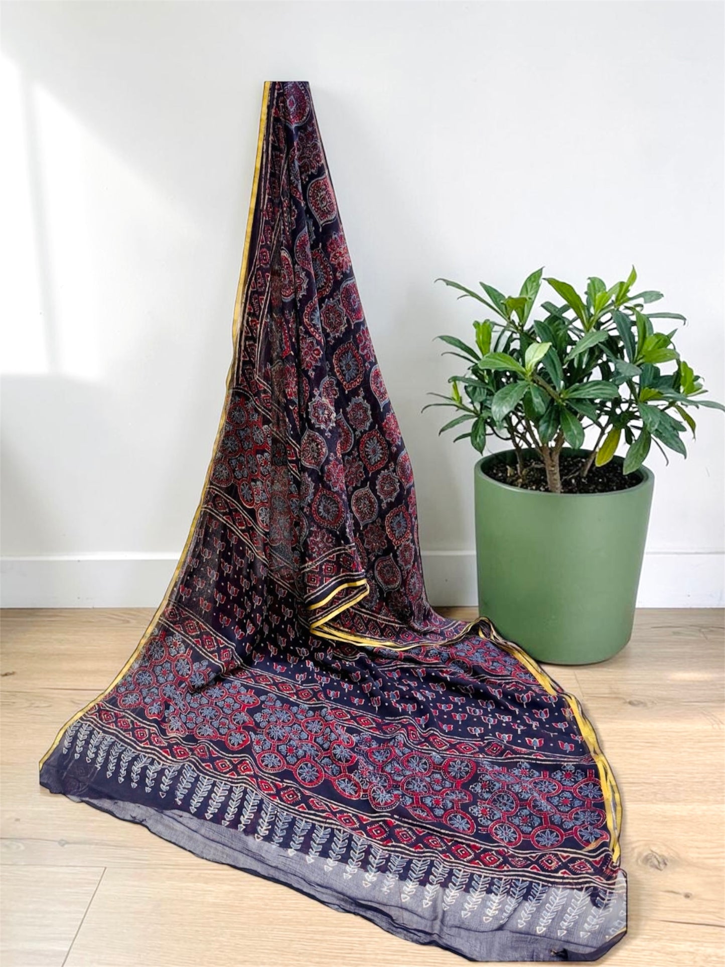 Pure Double Diamond Chiffon Handblock Print Saree- Blue
