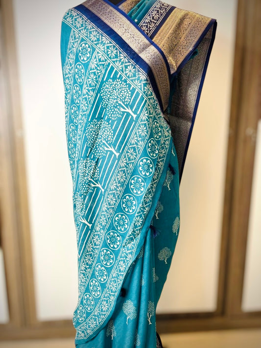 Casual wear Blue chiffon Saree with Banarasi boader