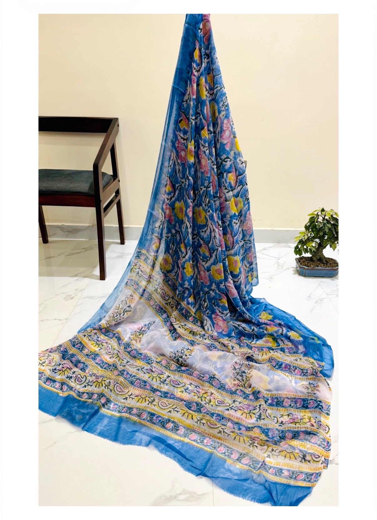 Pure Double Diamond Chiffon Handblock Print Saree- Floral blue