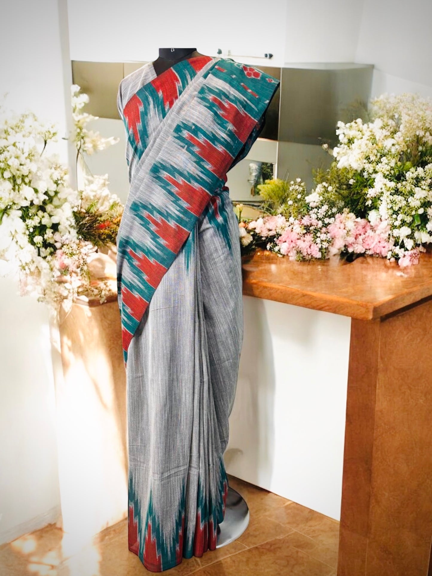 Grey Pure Handloom Khadi Cotton Saree