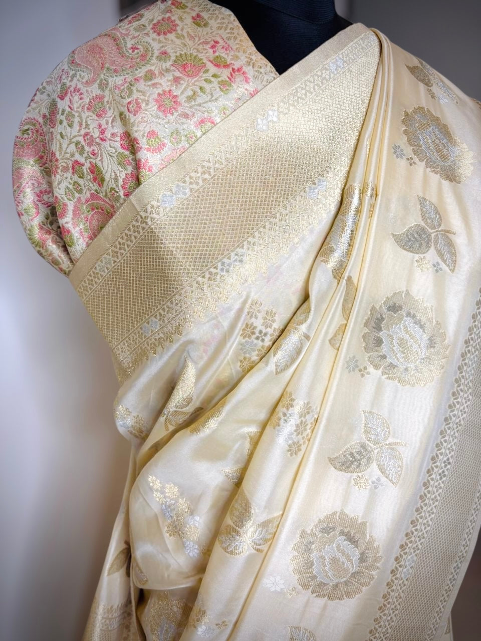 Off White Tissue Banarasi Saree