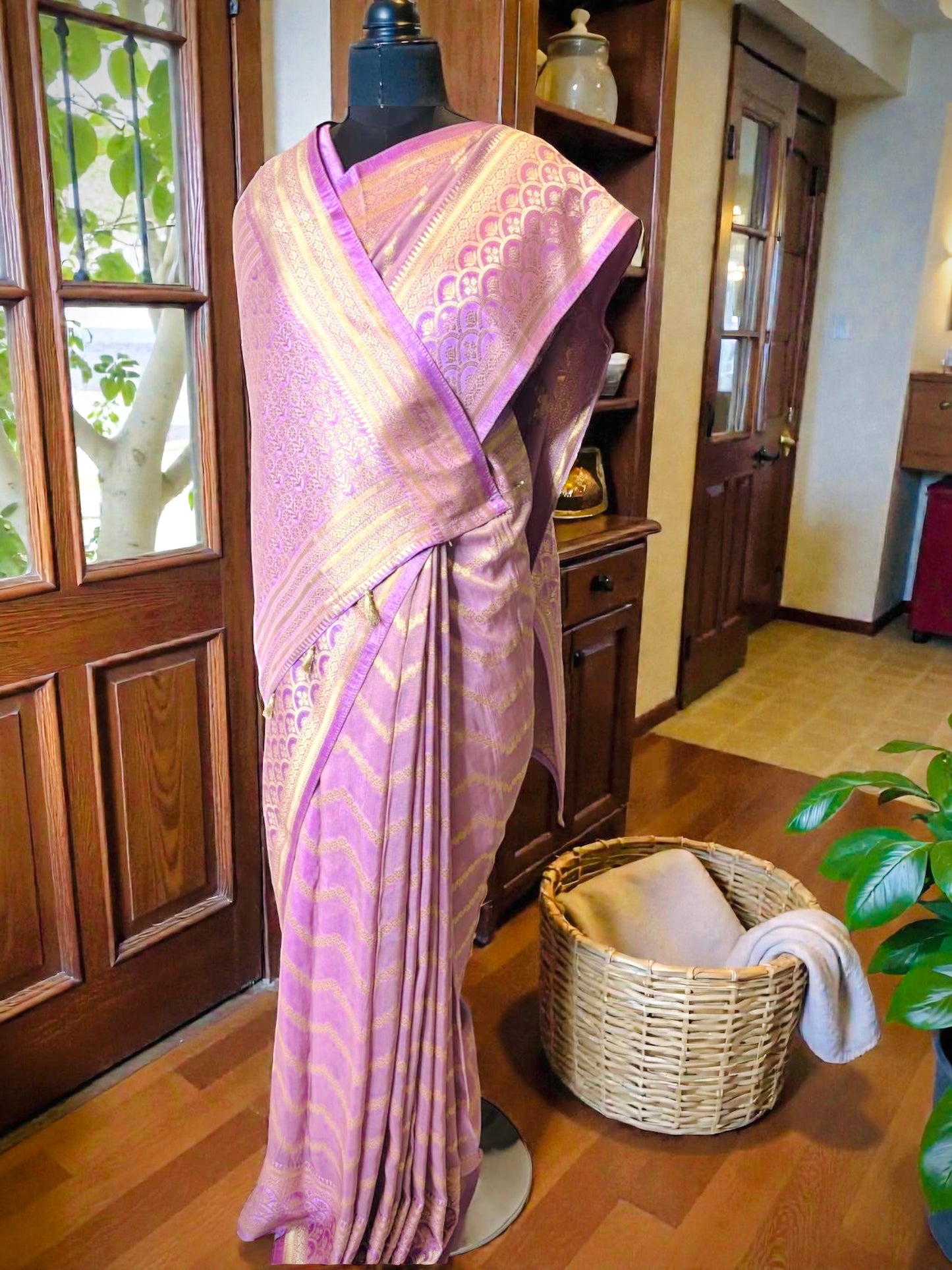 Lavender Pure Dola Silk Handloom Saree