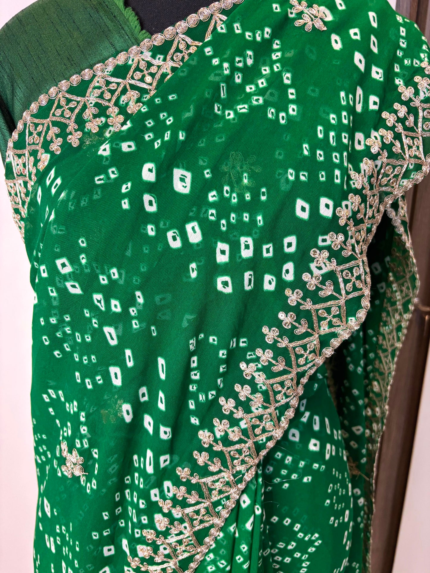 Green Pure Georgette Pittan Handwork Bandhani Saree