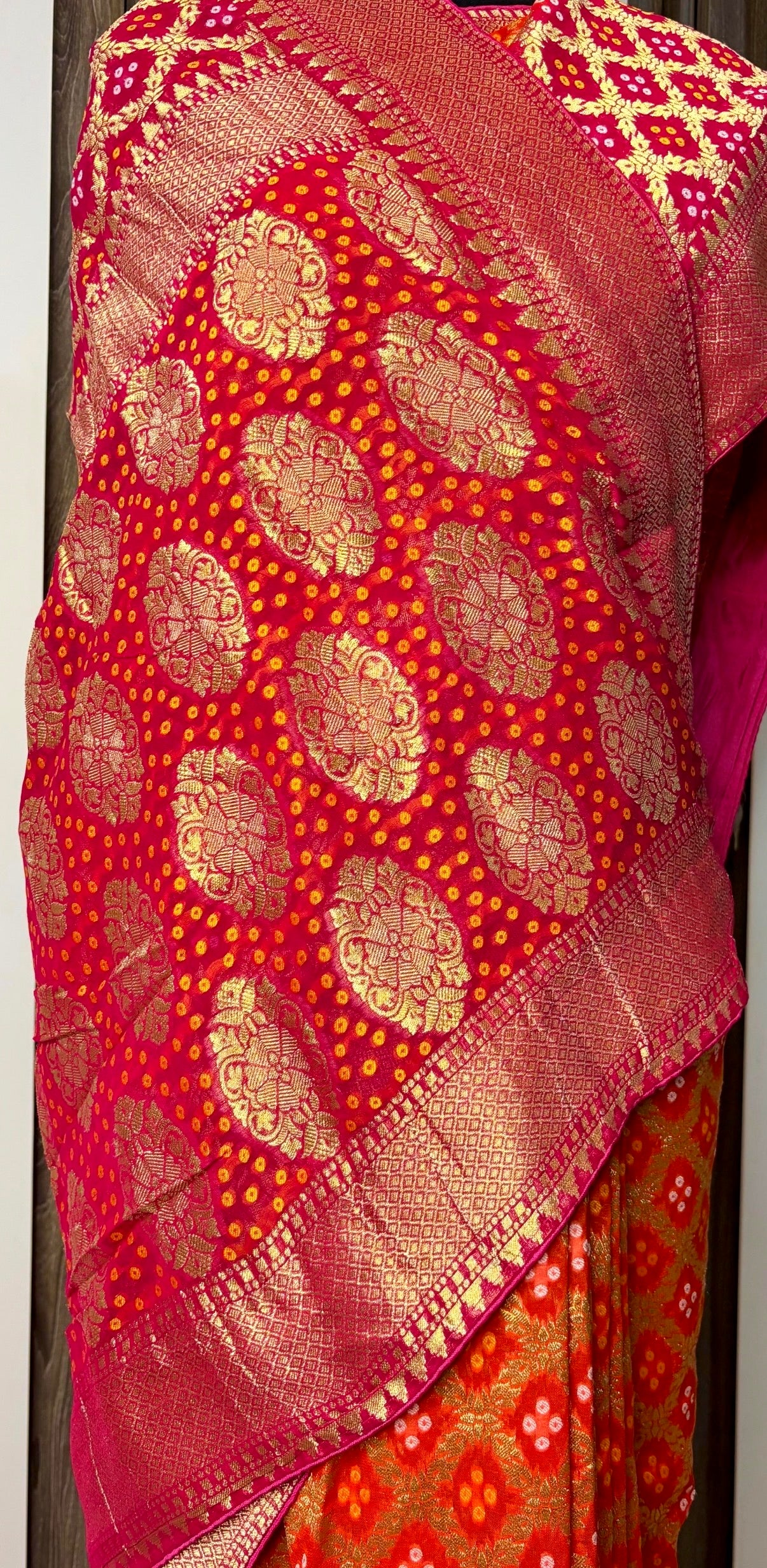 Pure Viscose Khaddi Georgette Gharchola Neemzari Saree- Orange Rani Pink