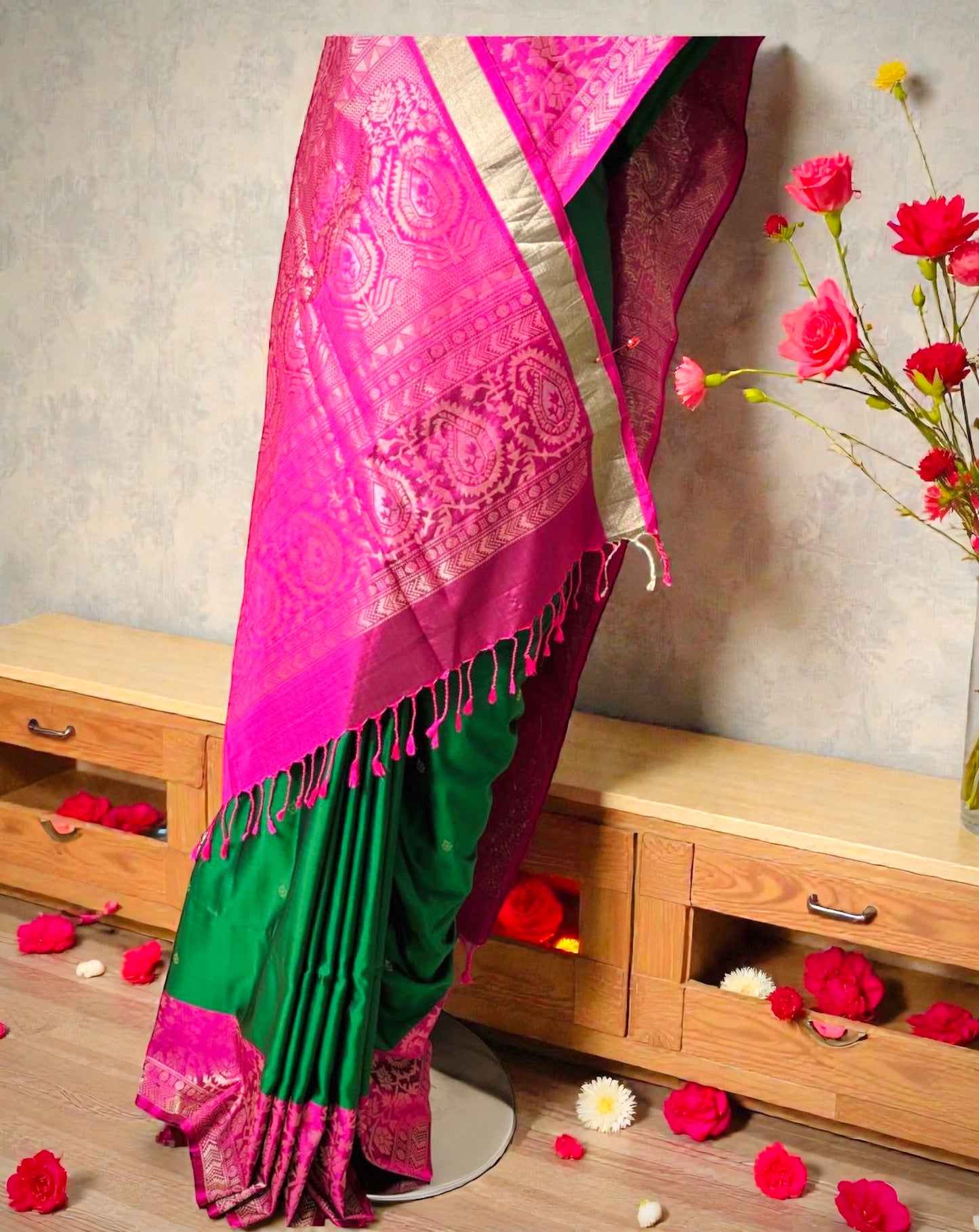 Green Pink Pure Handloom Silk Saree- Silk Mark Certified