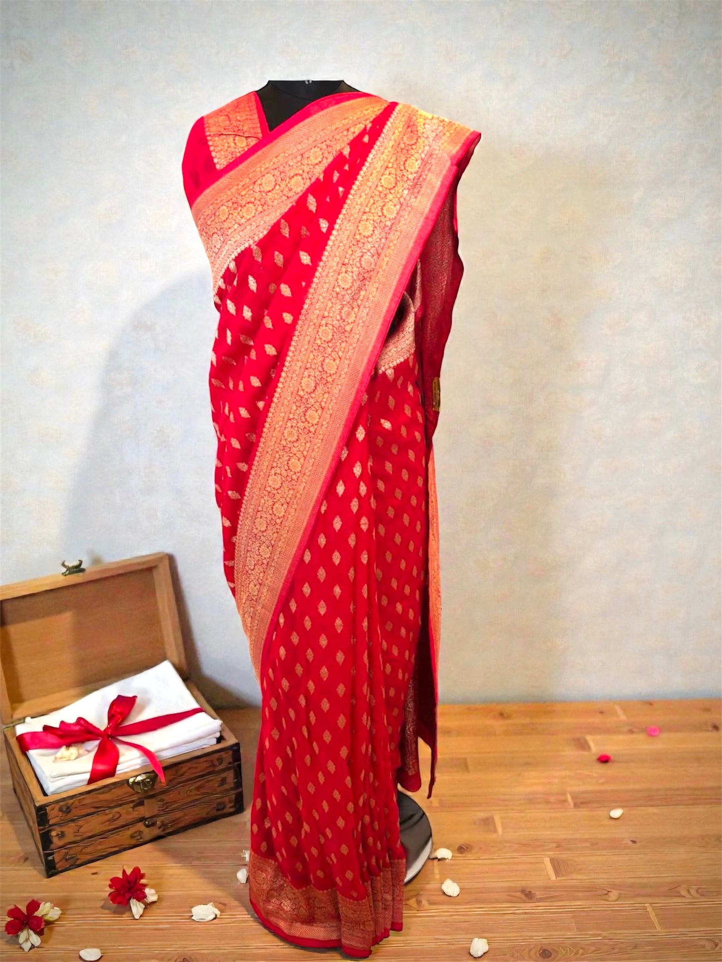 Red Khaddi Georgette Kadwa Butta Banarasi Saree-
