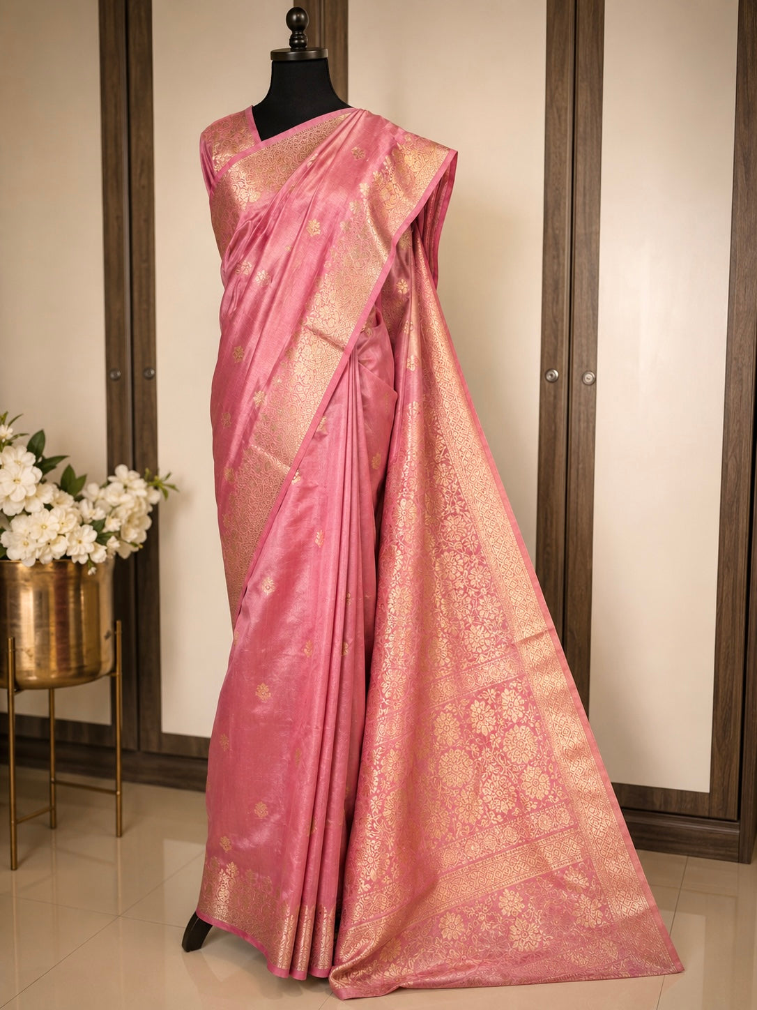 Peach Pink Pure Handloom Kadhwa Butta Mashru Katan Banarasi Saree- Silk Mark Certified