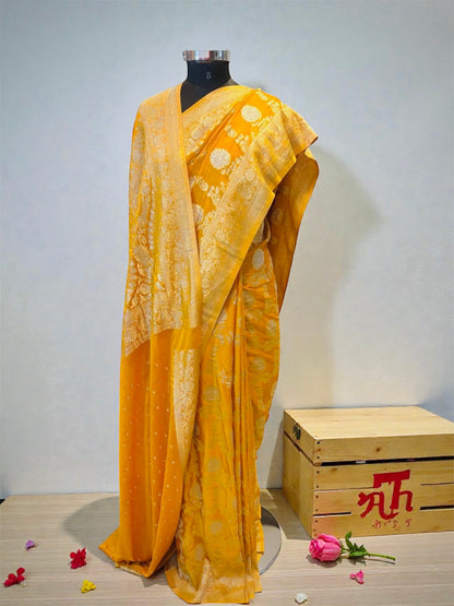 Khaddi Georgette Handloom Banarasi Saree- Gold Zari