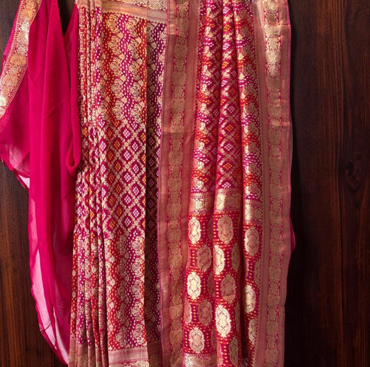Pure Viscose Khaddi Georgette Gharchola Neemzari Saree- Rani Pink