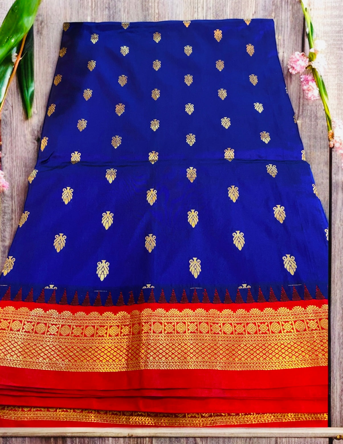 Pure Kanjivaram Silk Saree – Royal Blue Zari Woven